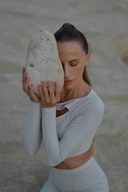 <p>UNÍ — <em>одяг і ритуали</em> </p>